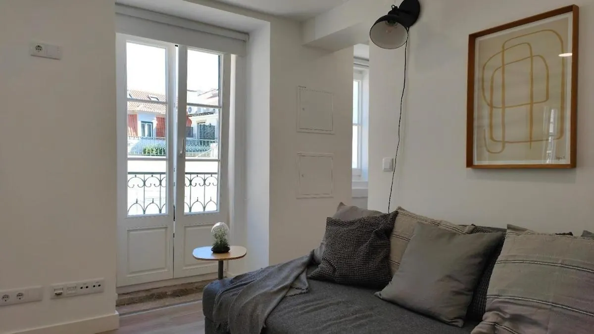 Chiado Modern Attic Duplex 2-Bedroom Apartment Lisboa 0*,  Portugal