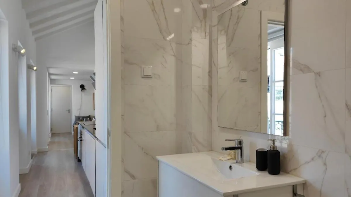 Chiado Modern Attic Duplex 2-Bedroom Apartment Lisboa Portugal