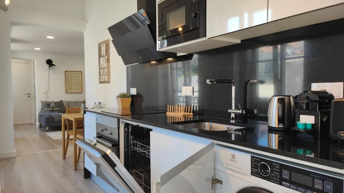 Chiado Modern Attic Duplex 2-Bedroom Apartment Lisboa 0*,  Portugal